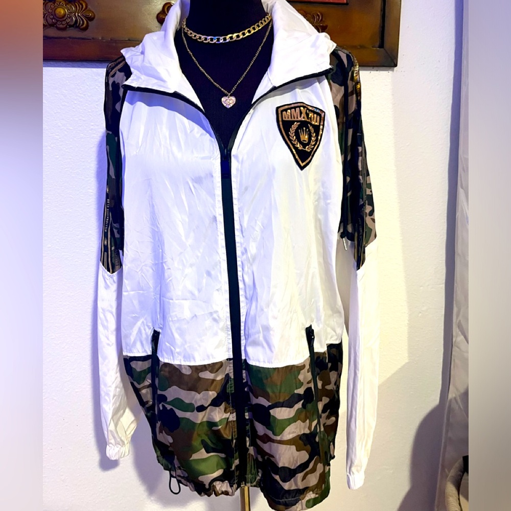 Switch luxury edition billionaire club camo windbreaker